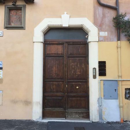 Livia B&B - Trastevere Rzym Zewnętrze zdjęcie