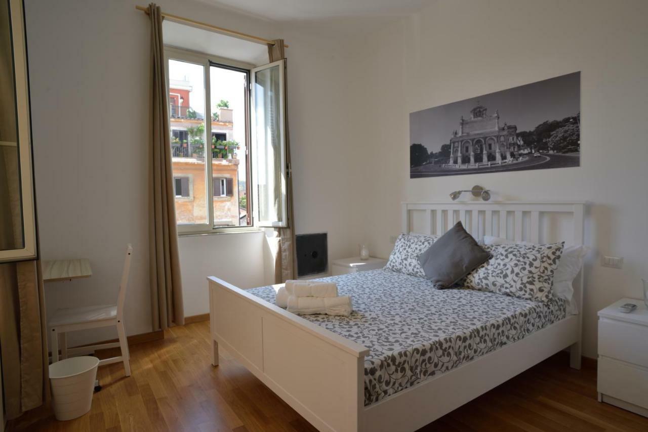 Livia B&B - Trastevere Rzym Zewnętrze zdjęcie