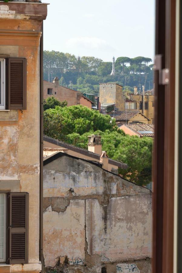 Livia B&B - Trastevere Rzym Zewnętrze zdjęcie